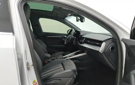 Audi A3, 2023 год, 2 315 000 рублей, 17 фотография