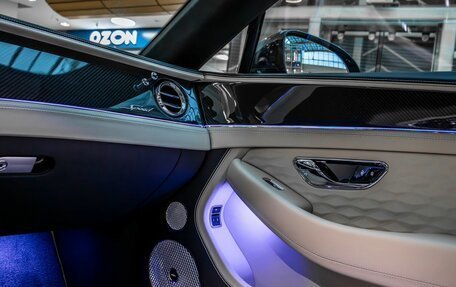 Bentley Continental GT, 2025 год, 42 900 000 рублей, 35 фотография