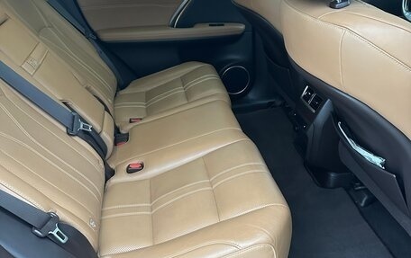 Lexus RX IV рестайлинг, 2016 год, 3 638 000 рублей, 13 фотография