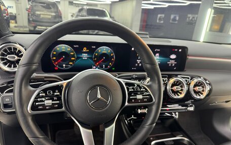 Mercedes-Benz A-Класс, 2020 год, 3 550 000 рублей, 13 фотография