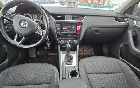 Skoda Octavia, 2016 год, 1 650 000 рублей, 10 фотография