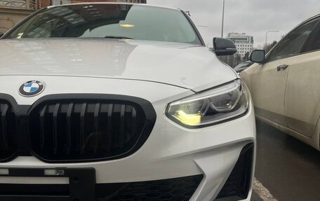 BMW 1 серия, 2022 год, 1 878 000 рублей, 3 фотография