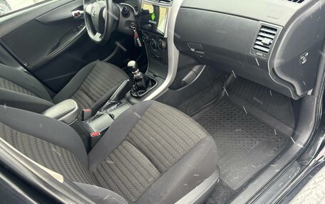 Toyota Corolla, 2011 год, 990 000 рублей, 8 фотография