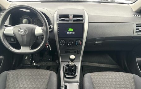 Toyota Corolla, 2011 год, 990 000 рублей, 9 фотография