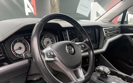 Volkswagen Touareg III, 2019 год, 3 499 888 рублей, 7 фотография