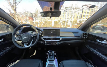 KIA K3, 2023 год, 2 050 000 рублей, 11 фотография