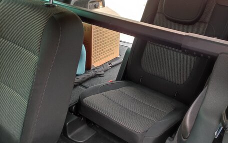 Volkswagen Sharan II, 2013 год, 1 199 999 рублей, 20 фотография