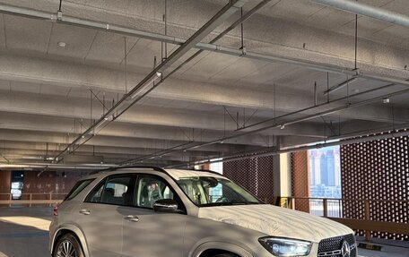 Mercedes-Benz GLE, 2026 год, 13 700 000 рублей, 2 фотография