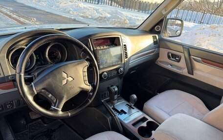 Mitsubishi Pajero IV, 2009 год, 2 200 000 рублей, 7 фотография