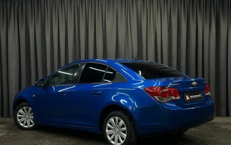 Chevrolet Cruze II, 2009 год, 609 888 рублей, 3 фотография