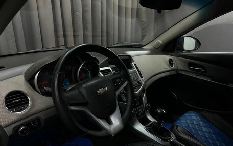 Chevrolet Cruze II, 2009 год, 609 888 рублей, 5 фотография
