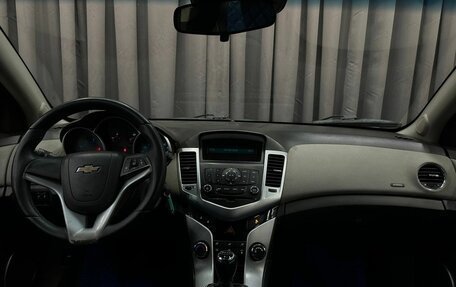 Chevrolet Cruze II, 2009 год, 609 888 рублей, 8 фотография