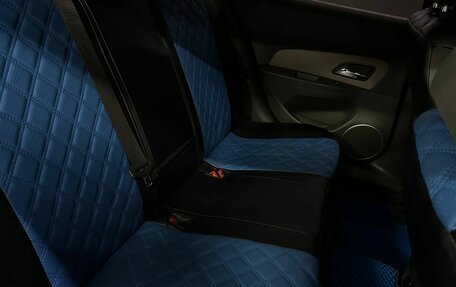 Chevrolet Cruze II, 2009 год, 609 888 рублей, 13 фотография