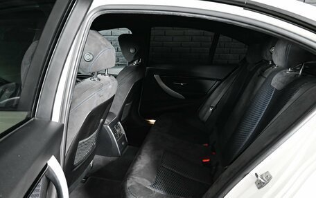 BMW 3 серия, 2018 год, 3 050 000 рублей, 9 фотография