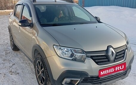 Renault Sandero II рестайлинг, 2019 год, 1 249 000 рублей, 1 фотография