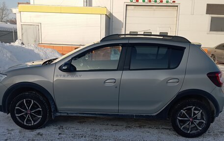 Renault Sandero II рестайлинг, 2019 год, 1 249 000 рублей, 7 фотография