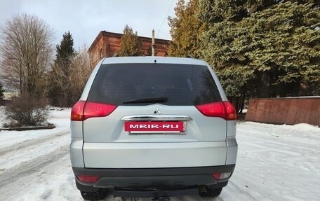 Mitsubishi Pajero Sport II рестайлинг, 2012 год, 1 850 000 рублей, 6 фотография