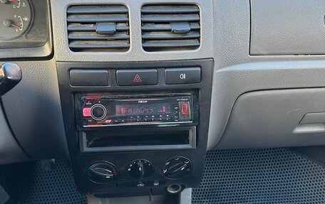 KIA Rio II, 2004 год, 227 000 рублей, 12 фотография