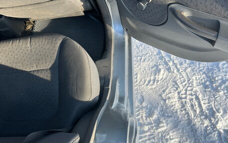 KIA Rio II, 2004 год, 227 000 рублей, 15 фотография