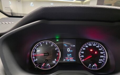 Toyota RAV4, 2021 год, 4 400 000 рублей, 11 фотография