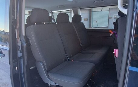 Volkswagen Caravelle T6 рестайлинг, 2018 год, 3 500 000 рублей, 11 фотография