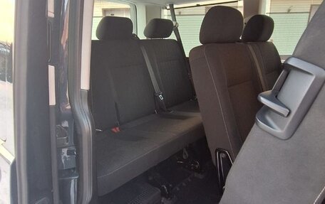 Volkswagen Caravelle T6 рестайлинг, 2018 год, 3 500 000 рублей, 10 фотография