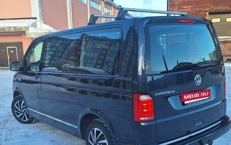 Volkswagen Caravelle T6 рестайлинг, 2018 год, 3 500 000 рублей, 16 фотография