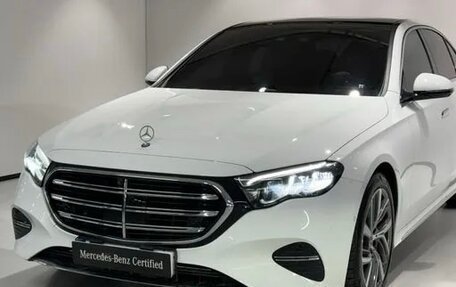 Mercedes-Benz E-Класс, 2025 год, 6 820 000 рублей, 2 фотография