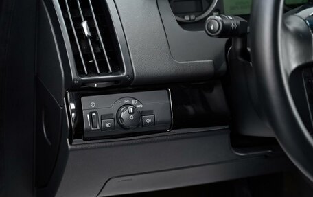 Land Rover Freelander II рестайлинг 2, 2011 год, 1 045 000 рублей, 9 фотография