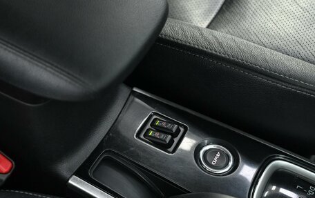 Mitsubishi Outlander III рестайлинг 3, 2019 год, 1 515 000 рублей, 13 фотография