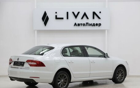 Skoda Superb III рестайлинг, 2014 год, 1 035 000 рублей, 2 фотография