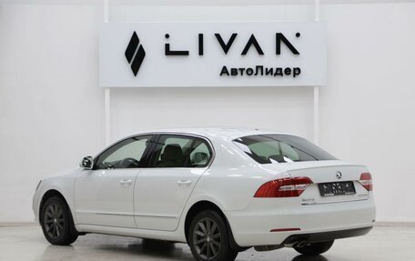 Skoda Superb III рестайлинг, 2014 год, 1 035 000 рублей, 4 фотография