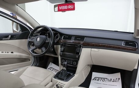 Skoda Superb III рестайлинг, 2014 год, 1 035 000 рублей, 10 фотография