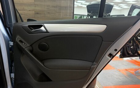 Volkswagen Golf VI, 2010 год, 950 000 рублей, 32 фотография