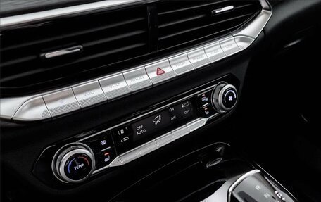 FAW Bestune T77, 2024 год, 1 864 000 рублей, 14 фотография