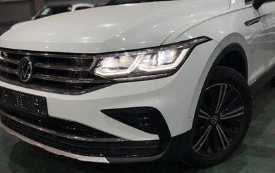 Volkswagen Tiguan II, 2021 год, 3 490 000 рублей, 1 фотография
