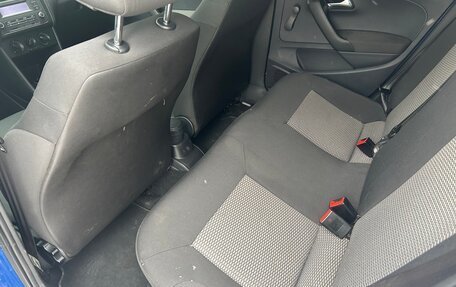 Volkswagen Polo VI (EU Market), 2011 год, 450 000 рублей, 12 фотография