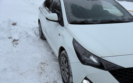 Hyundai Solaris II рестайлинг, 2020 год, 1 420 000 рублей, 4 фотография