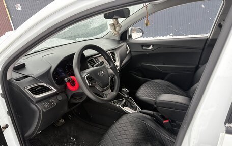 Hyundai Solaris II рестайлинг, 2020 год, 1 420 000 рублей, 10 фотография