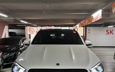 Mercedes-Benz GLE, 2024 год, 11 400 000 рублей, 2 фотография