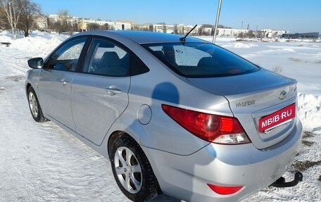 Hyundai Solaris II рестайлинг, 2014 год, 650 000 рублей, 3 фотография