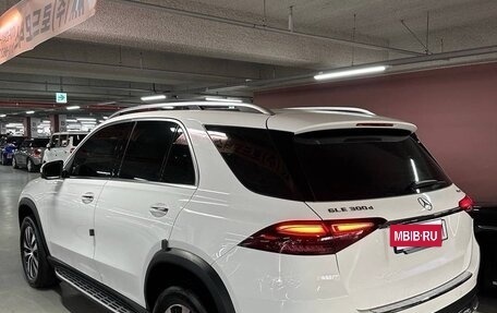 Mercedes-Benz GLE, 2024 год, 11 400 000 рублей, 3 фотография