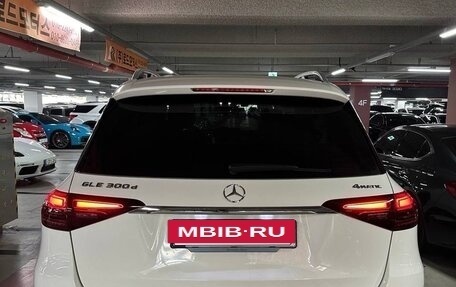 Mercedes-Benz GLE, 2024 год, 11 400 000 рублей, 4 фотография