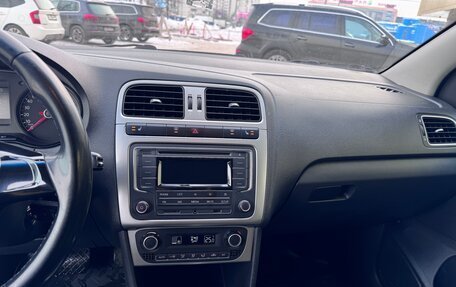 Volkswagen Polo VI (EU Market), 2015 год, 930 000 рублей, 11 фотография