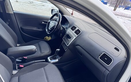 Volkswagen Polo VI (EU Market), 2015 год, 930 000 рублей, 7 фотография