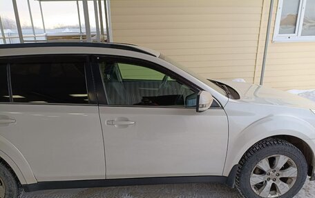 Subaru Outback IV рестайлинг, 2010 год, 1 080 000 рублей, 2 фотография