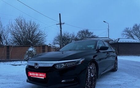 Honda Accord IX рестайлинг, 2019 год, 2 200 000 рублей, 2 фотография