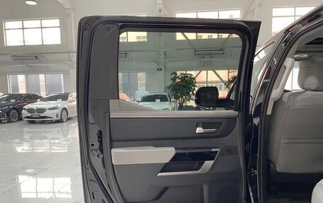 Toyota Tundra, 2023 год, 7 342 001 рублей, 11 фотография