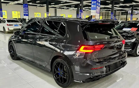 Volkswagen Golf VIII, 2023 год, 2 035 911 рублей, 4 фотография