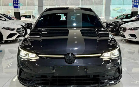 Volkswagen Golf VIII, 2023 год, 2 035 911 рублей, 2 фотография